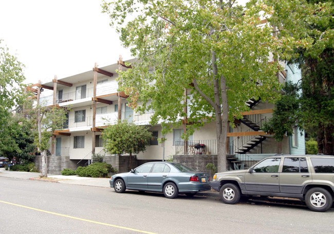 2245 Mckinley Ave in Berkeley, CA - Building Photo - Building Photo