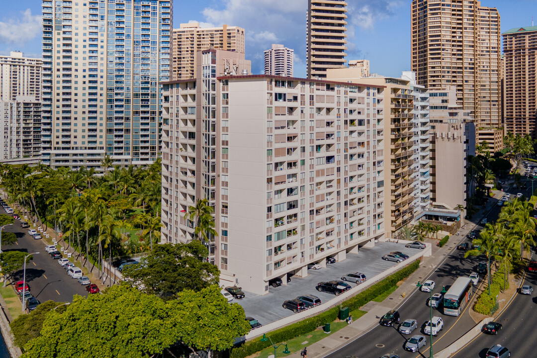 Harbor View Plaza in Honolulu, HI - Building Photo