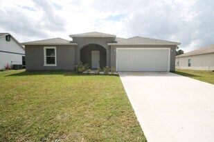 1850 Ashcroft St NW in Palm Bay, FL - Building Photo