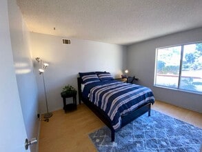 3420 Bahia Pl in Riverside, CA - Foto de edificio - Building Photo