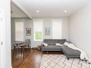 2145 W Webster Ave in Chicago, IL - Building Photo - Building Photo