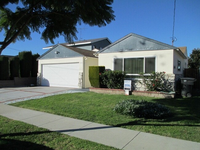 3915 W 171st St in Torrance, CA - Building Photo - Building Photo