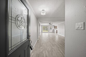 5013 Camden Ln in Pearland, TX - Building Photo - Building Photo