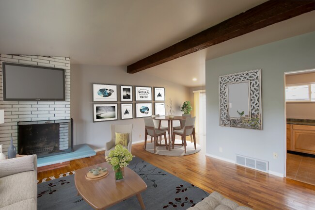 1487 S Columbian Way-Unit -1 in Seattle, WA - Building Photo - Building Photo