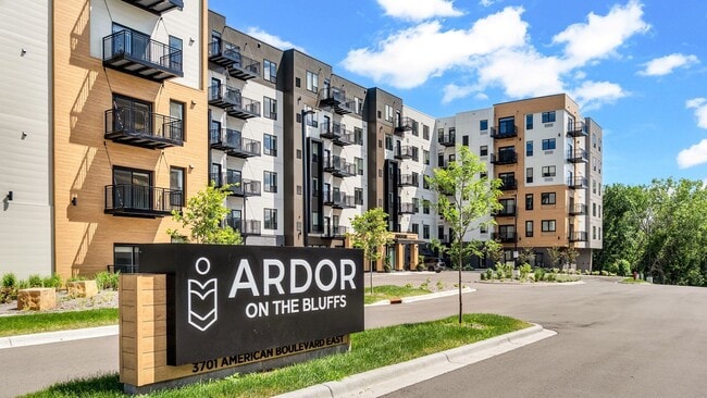 Ardor on the Bluffs South Loop Residences in Bloomington, MN - Building Photo - Building Photo