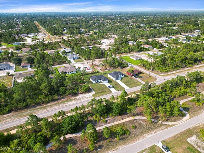 property at 3173 Sunshine Blvd N