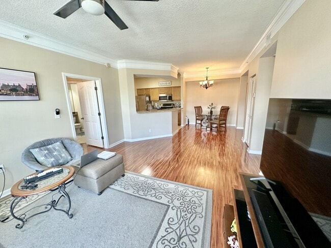 9901 Baywinds Blvd in Royal Palm Beach, FL - Building Photo - Building Photo