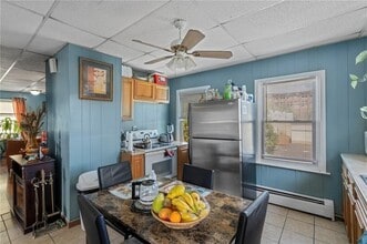 528 Lonsdale Ave in Pawtucket, RI - Building Photo - Building Photo