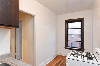 3300 W Schubert Ave in Chicago, IL - Building Photo - Building Photo