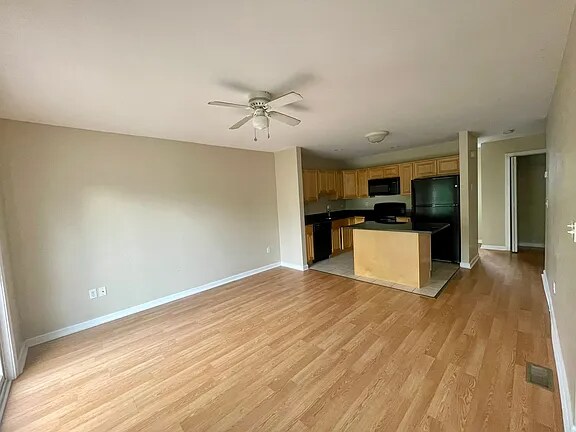 229 Boswell Ave in Norwich, CT - Building Photo - Building Photo