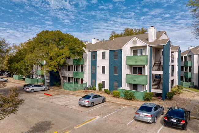 The Lantern Apartments in Austin, TX - Building Photo - Building Photo