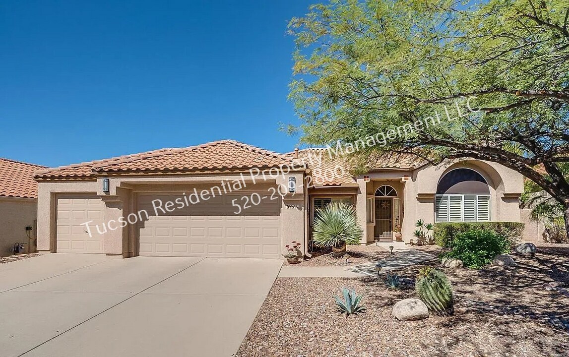 10769 N Eagle Eye Pl in Tucson, AZ - Foto de edificio