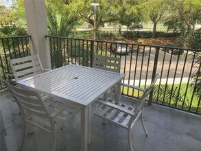 10131 W Sunrise Blvd, Unit 204 in Plantation, FL - Building Photo - Building Photo