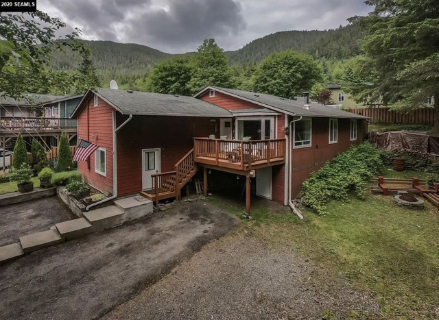 property at 888 Lincoln St