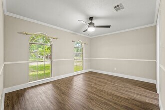 13755 Drakewood Dr in Sugar Land, TX - Building Photo - Building Photo