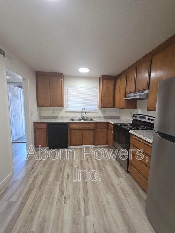 property at 1140 Melton Dr