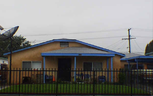 6629-6633 Ajax Ave in Bell, CA - Foto de edificio