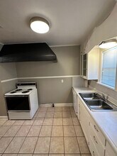 1015 NW 40th St in Oklahoma City, OK - Building Photo - Building Photo