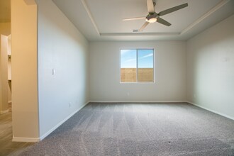355 Adeline Ave in Los Lunas, NM - Building Photo - Building Photo