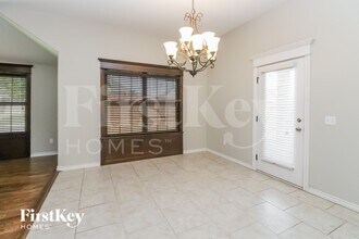 17000 Barcelona Dr in Oklahoma City, OK - Foto de edificio - Building Photo