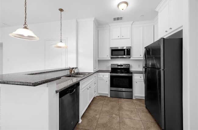 property at 6122 W Mt Houston Rd
