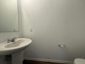 237 Majestic Cedar Dr in Liberty Hill, TX - Building Photo - Building Photo