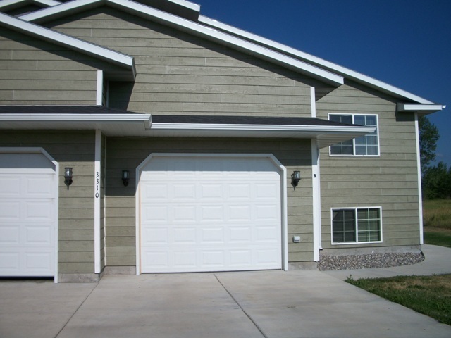 property at 3310 Magenta Rd