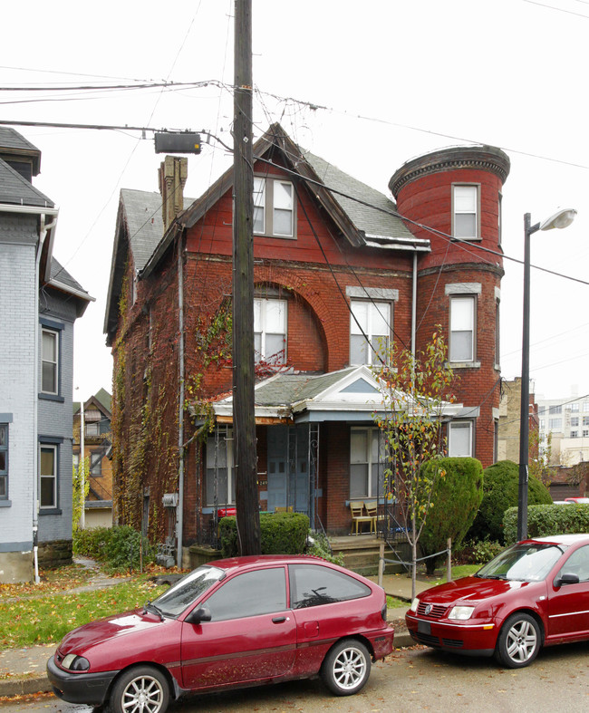 249 Amber St in Pittsburgh, PA - Building Photo - Building Photo