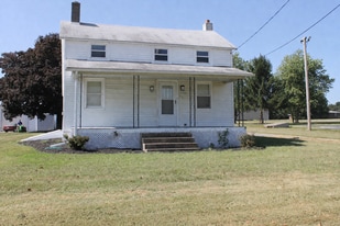17368 Susquehanna Trail S in New Freedom, PA - Building Photo
