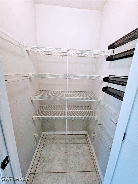 property at 2831 SW 32nd St