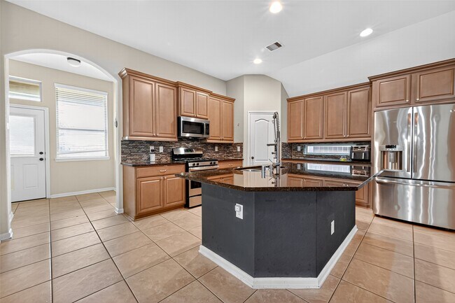 19334 N Cottonwood Green Ln in Cypress, TX - Building Photo - Building Photo