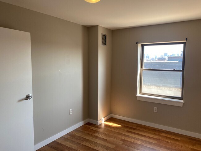 536 Commonwealth Ave, Unit 7A in Boston, MA - Building Photo - Building Photo