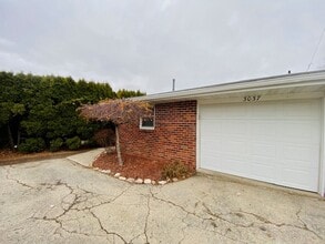 3037 Humboldt Rd in Green Bay, WI - Building Photo - Building Photo