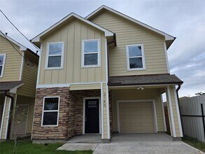 2142 De Soto St in Houston, TX - Building Photo - Building Photo