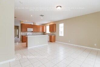 2737 Micah Dr in Trinity, FL - Foto de edificio - Building Photo