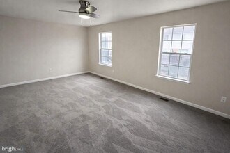 5605 Larson Ct in Capitol Heights, MD - Building Photo - Building Photo