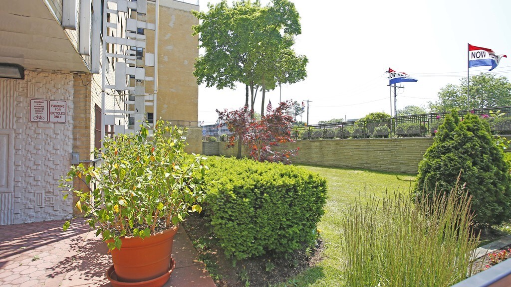 New Haven Apartments in Hempstead, NY