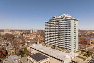 Delaware Tower Condominiums in Buffalo, NY - Building Photo - Building Photo