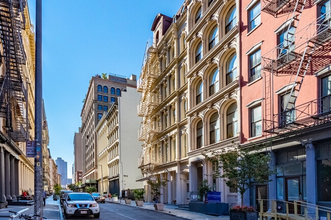 43-45 White St in New York, NY - Foto de edificio - Building Photo