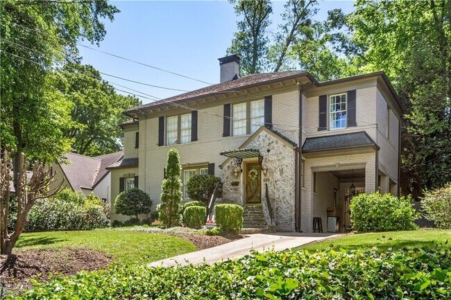 685 E Morningside Dr NE in Atlanta, GA - Building Photo - Building Photo