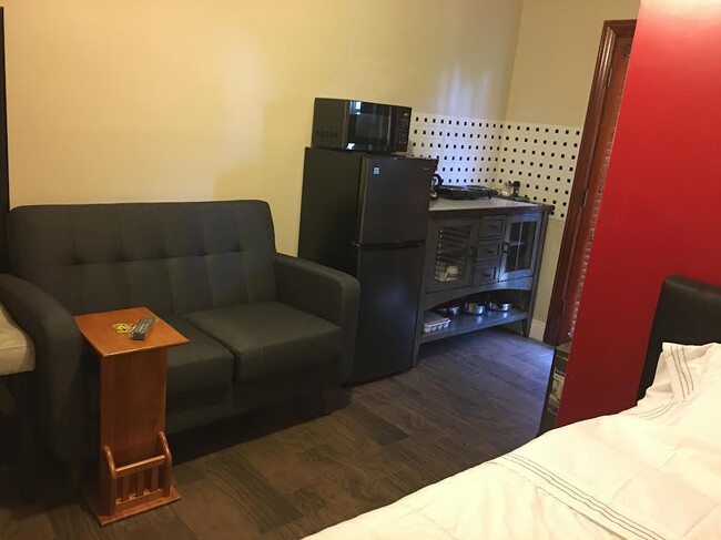 22972 Avenue San Luis, Unit cozy unit in Woodland Hills, CA - Building Photo - Building Photo