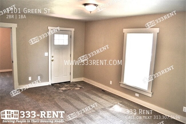 1101 Green St in Harrisonville, MO - Building Photo - Building Photo