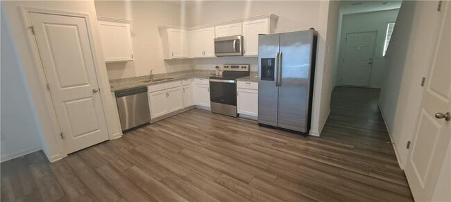 1511 Vernon Blvd in Decatur, GA - Foto de edificio - Building Photo