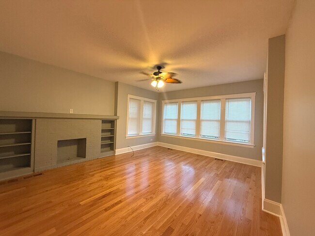 7924 S Marshfield Ave in Chicago, IL - Building Photo - Building Photo
