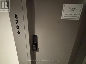 3071 Trafalgar Rd in Oakville, ON - Building Photo - Building Photo