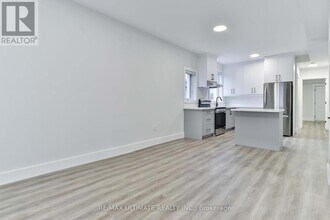 6 Chudleigh Rd in Toronto, ON - Building Photo - Building Photo