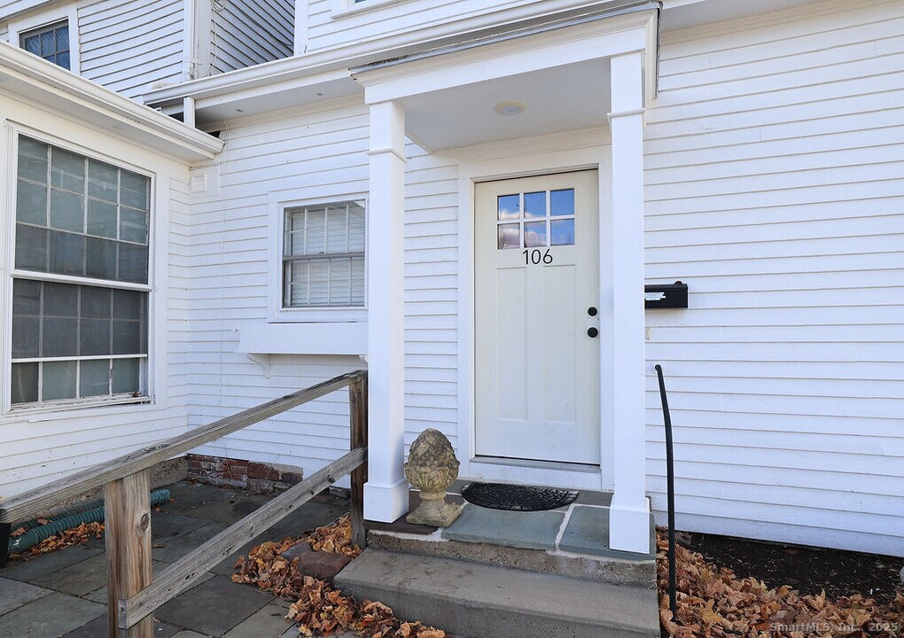 792 Farmington Ave in Farmington, CT - Building Photo