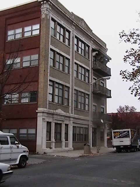 Bakery Apartments in Reading, PA - Foto de edificio