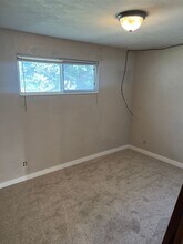 390 Tall Ave in Rigby, ID - Building Photo - Building Photo