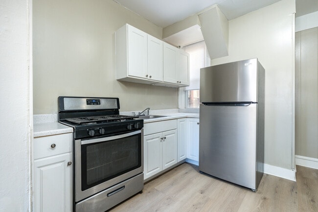 3864 W Girard Ave, Unit 2nd Floor - B1-B2